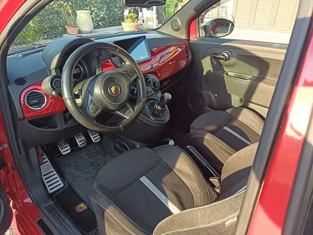 Usata Abarth 595 Custom 135 CV (99 kW) 2014 Rosso Utilitaria