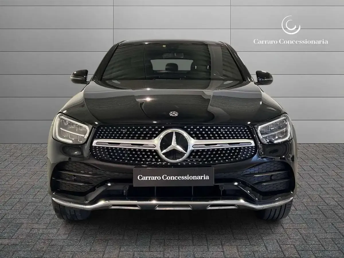 Gebraucht Mercedes GLC300 Premium 245 PS (180 kW) 2019 Schwarz Coupé