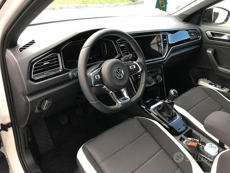 Usata VW T-Roc 116 CV (85 kW) 2020 Bianco SUV