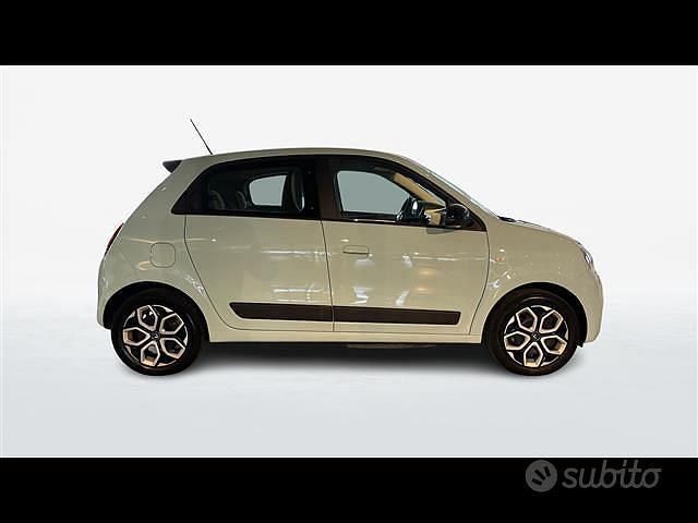 Usata Renault Twingo Equilibre 60 kW (82 CV) 2024 Azzurro Utilitaria