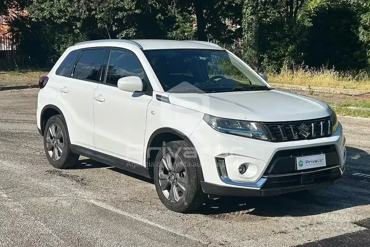 Usata Suzuki Vitara Cool 129 CV (94 kW) 2021 Bianco SUV