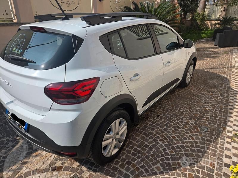 Usata Dacia Sandero Expression 101 CV (74 kW) 2024 Bianco Berlina