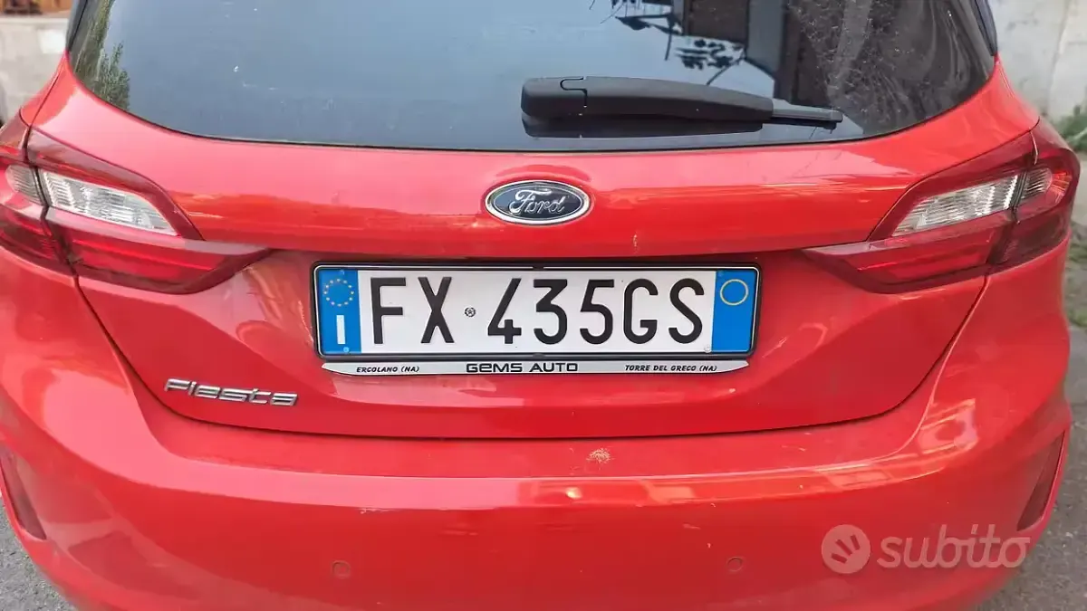 Usata Ford Fiesta Titanium 75 CV (55 kW) 2019 Rosso Utilitaria
