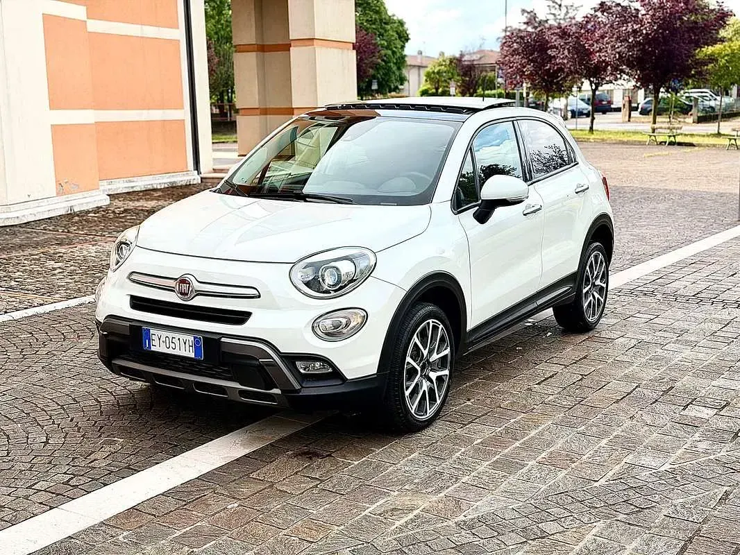 Usata Fiat 500 Cross Plus 140 CV (102 kW) 2015 Bianco Station wagon