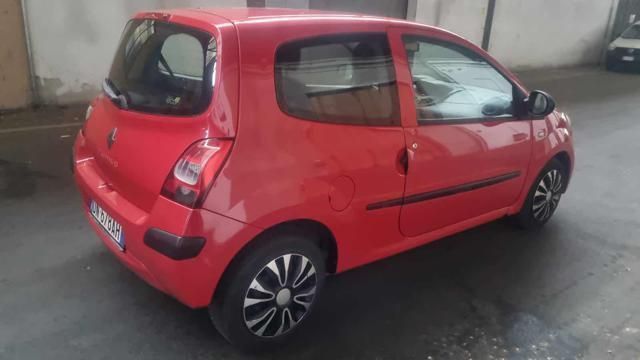 Usata Renault Twingo 58 CV (42 kW) 2008 Rosso Utilitaria