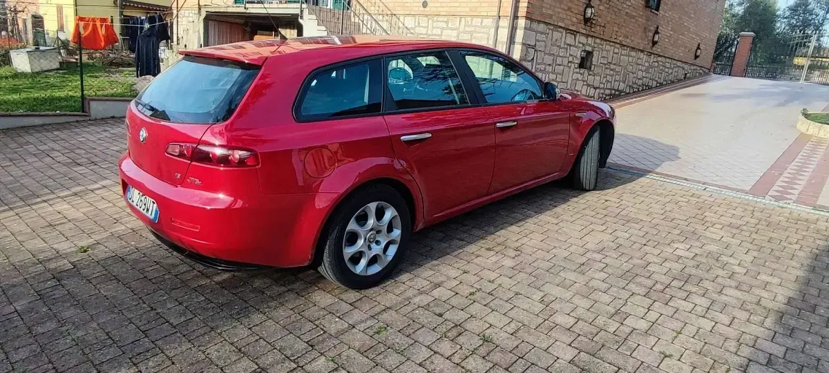 Usata Alfa Romeo 159 Exclusive 150 CV (110 kW) 2007 Rosso Station wagon