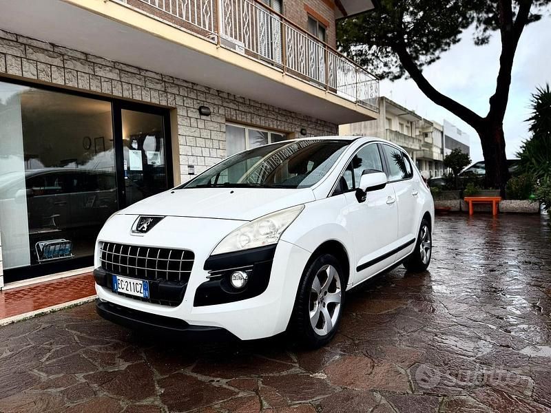 Usata Peugeot 3008 110 CV (80 kW) 2010 Bianco Monovolume