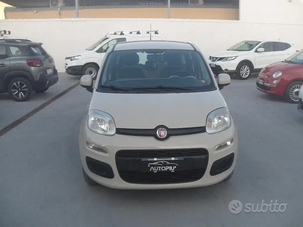 Usata Fiat Panda Easy 69 CV (50 kW) 2016 Beige Utilitaria