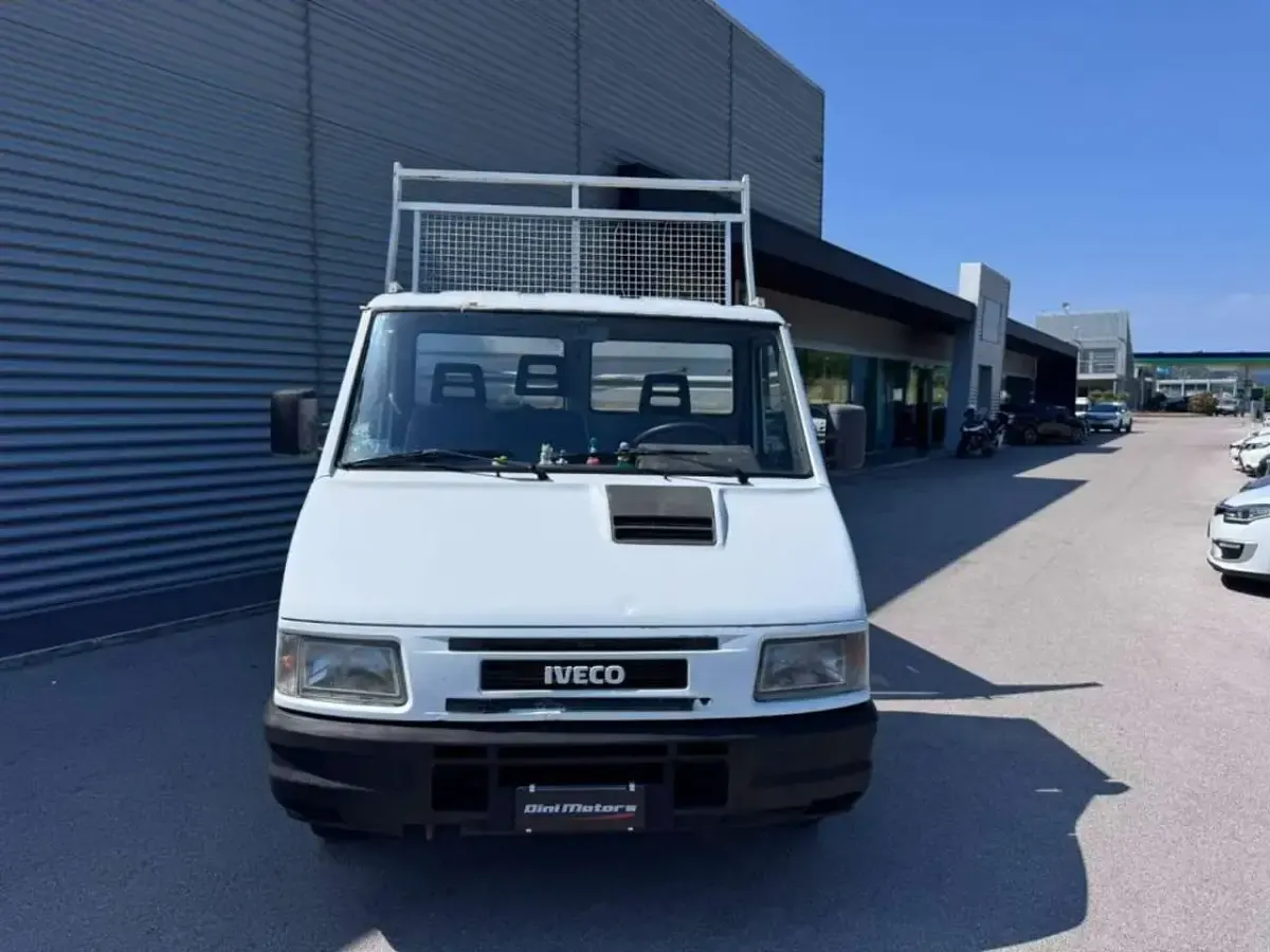 Usata Iveco Daily 101 CV (74 kW) 2000 Bianco Utilitaria