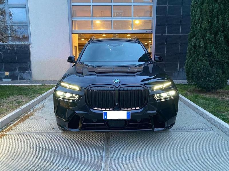 Usata BMW X7 M Sport 340 CV (250 kW) 2023 Nero SUV