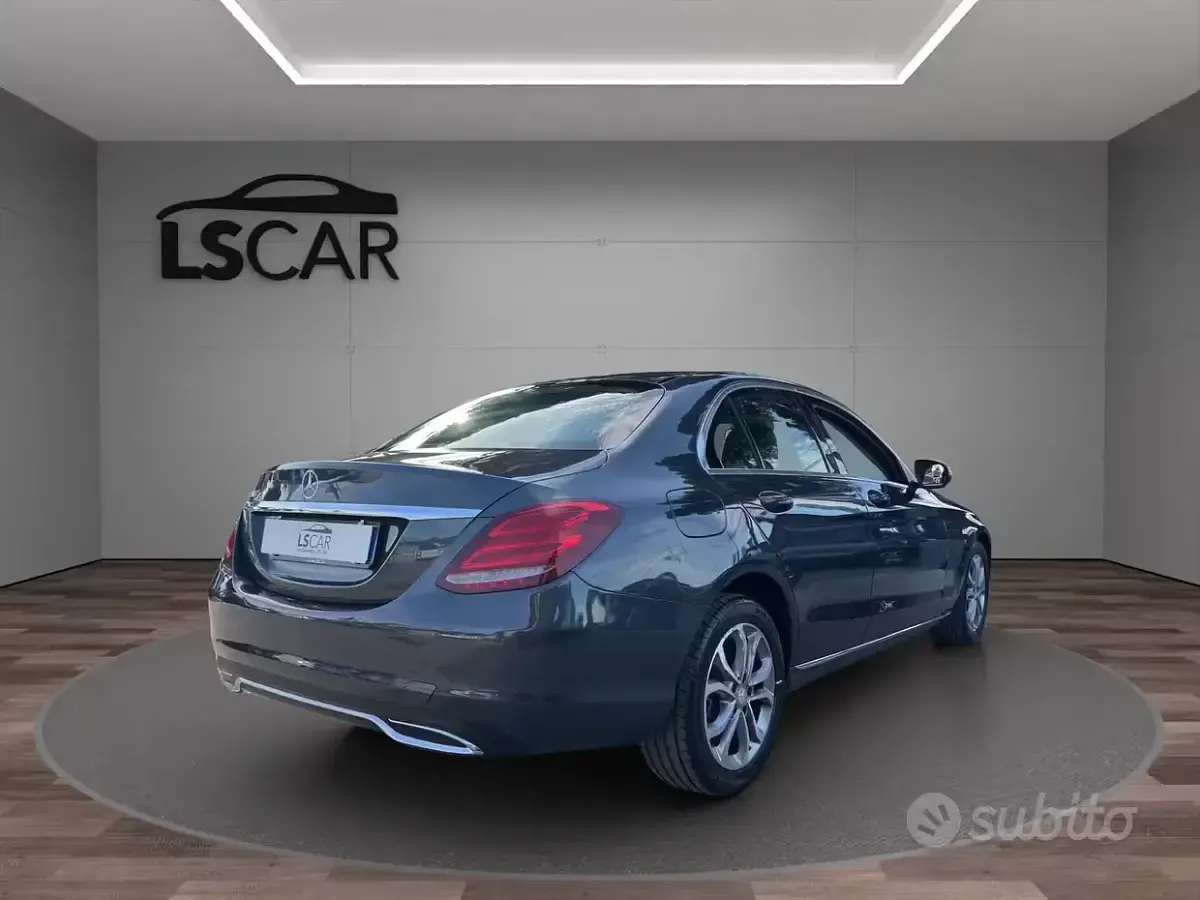 Usata Mercedes C220 Premium Plus 170 CV (125 kW) 2016 Grigio Berlina