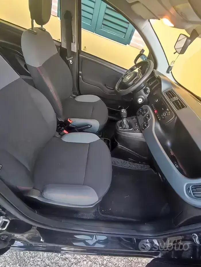 Usata Fiat Panda 69 CV (50 kW) 2019 Nero Utilitaria