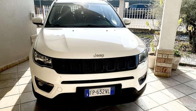 Usata Jeep Compass Limited 140 CV (102 kW) 2018 SUV