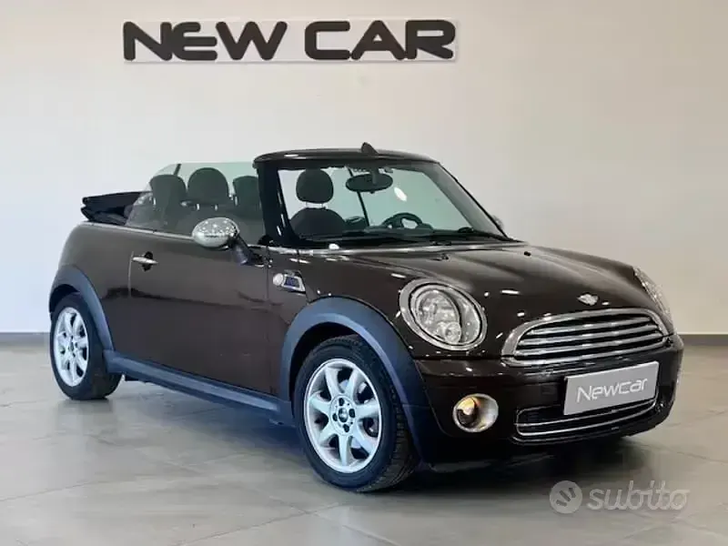 Usata Mini One Cabriolet 98 CV (72 kW) 2010 Cabrio