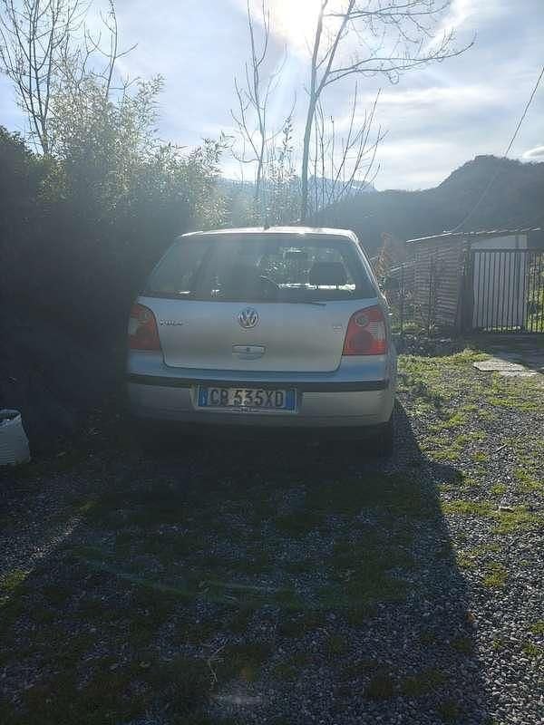 Usata VW Polo Comfortline 64 CV (47 kW) 2002 Berlina