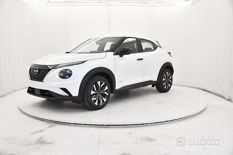 Nuova Nissan Juke Acenta 114 CV (83 kW) 2025 White pearl SUV