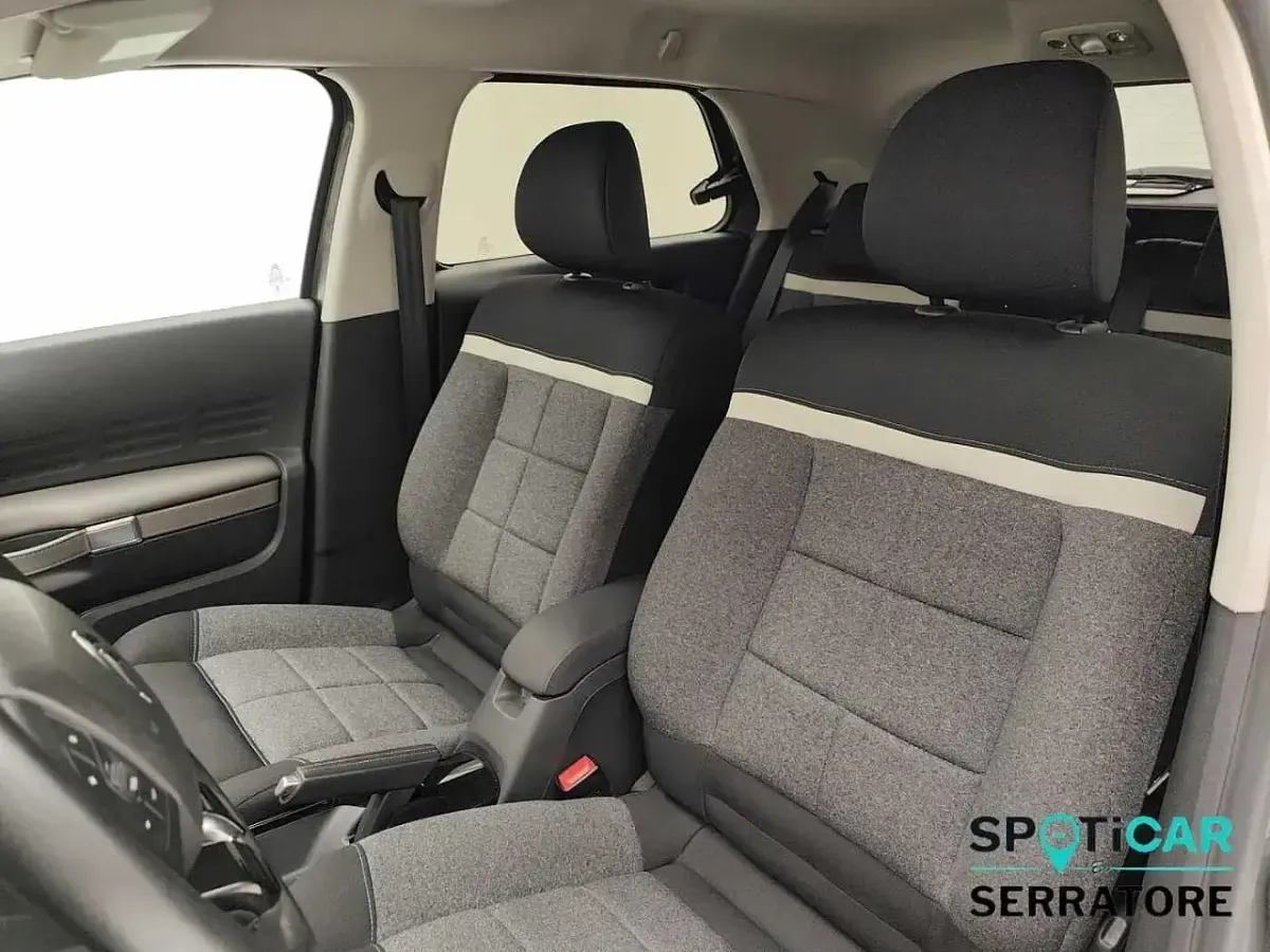 Usata Citroën C4 Cactus Shine 100 CV (73 kW) 2019 Grigio Utilitaria