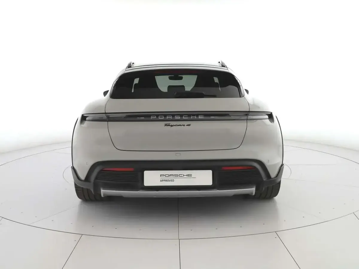 Usata Porsche Taycan 4 Cross Turismo Cross Turismo 319 kW (435 CV) 2024 Gesso Station wagon