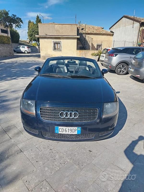Usata Audi TT 190 CV (139 kW) 2003 Blu Coupé