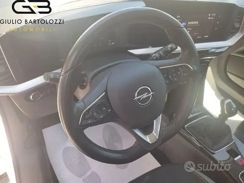 Usata Opel Mokka Edition 110 CV (80 kW) 2022 Bianco SUV