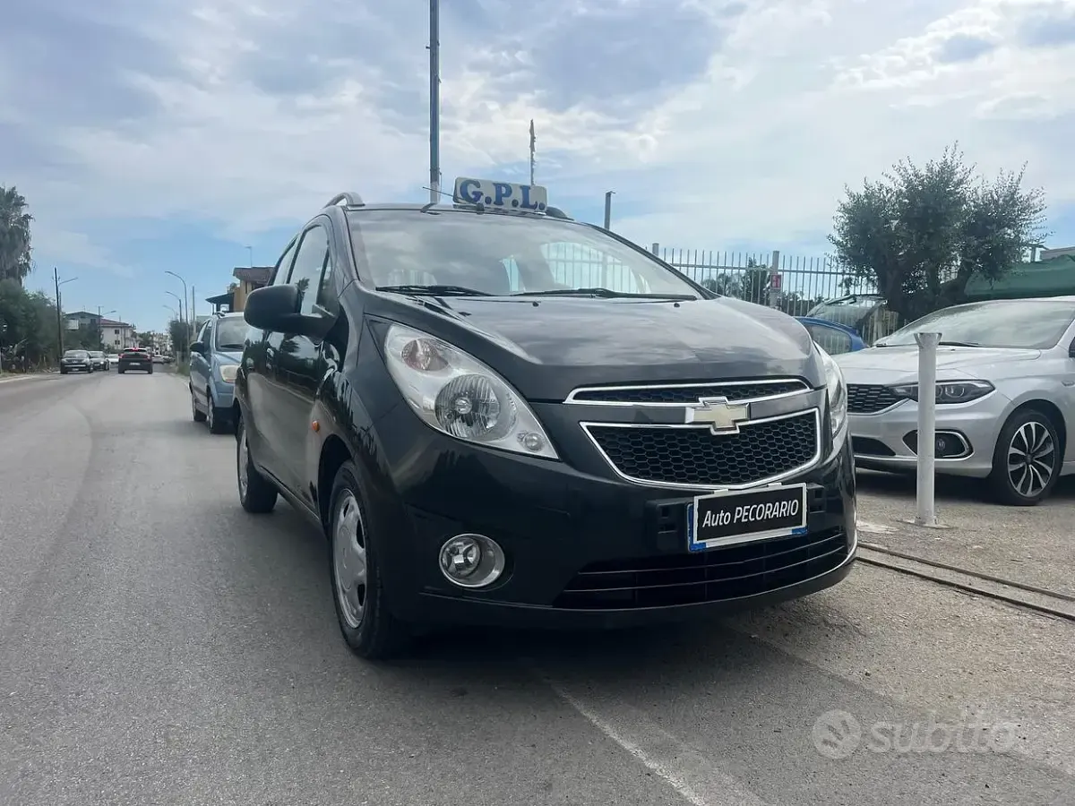 Usata Chevrolet Spark LS 65 CV (47 kW) 2010 Verde Utilitaria