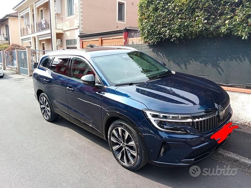 Usata Renault Espace Techno 131 CV (96 kW) 2024 Blu/azzurro Monovolume