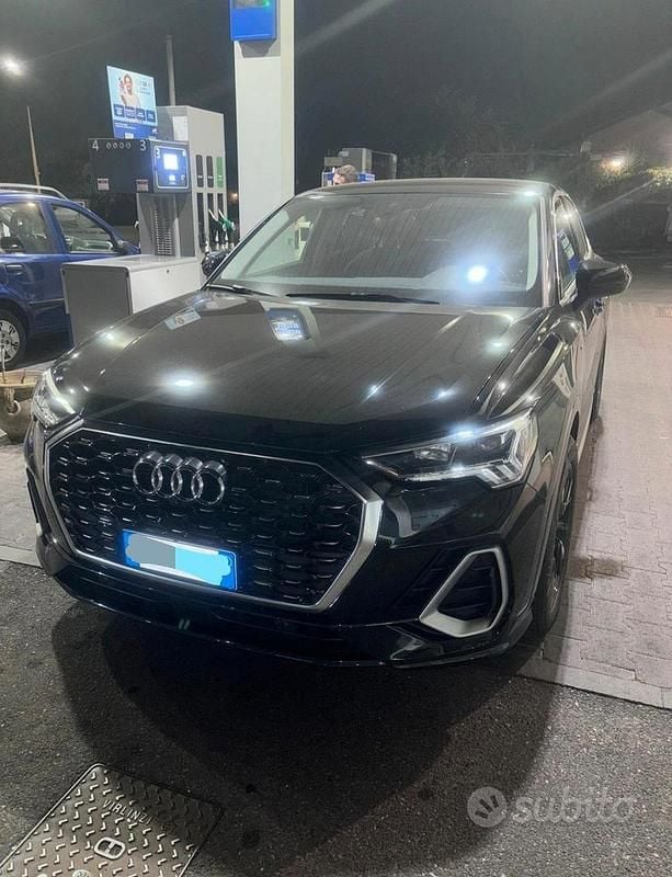 Nero Usata 2020 Audi Q3 Sportback S-Line SUV | 39.000 € - Immagine 1/4