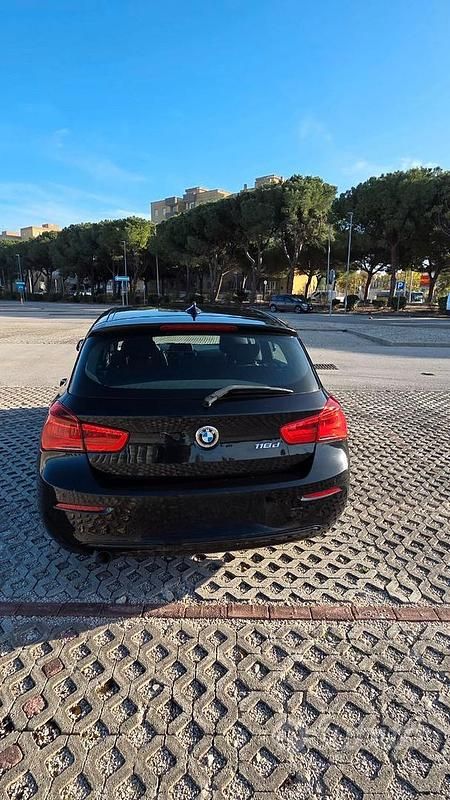 Usata BMW 116 Sport Line 116 CV (85 kW) 2015 Nero Utilitaria