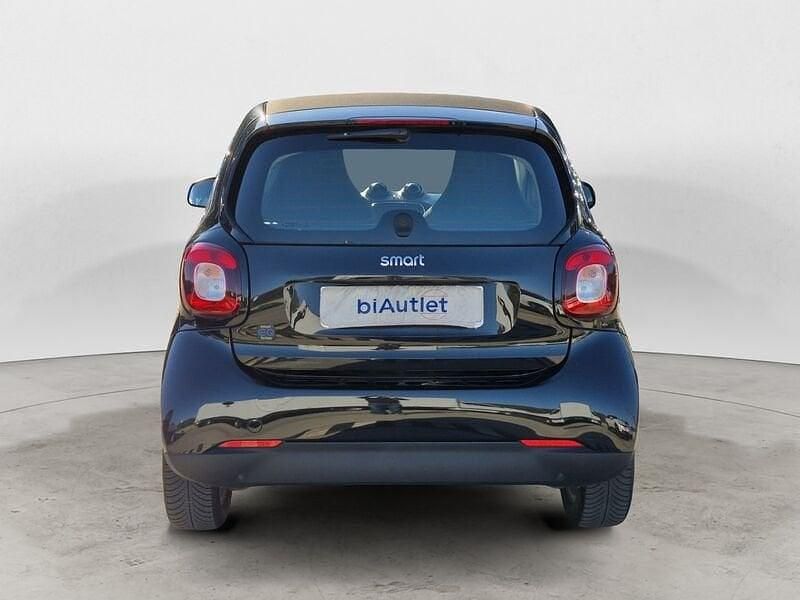 Usata Smart ForTwo Coupé Pure 60 kW (82 CV) 2021 Nero Utilitaria