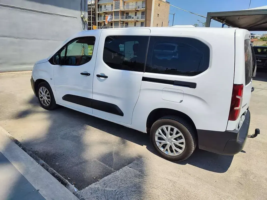 Usata Citroën Berlingo Feel 131 CV (96 kW) 2021 Monovolume