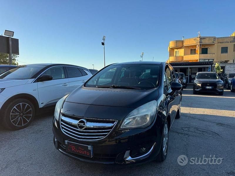 Usata Opel Meriva Cosmo 95 CV (69 kW) 2015 Nero Monovolume