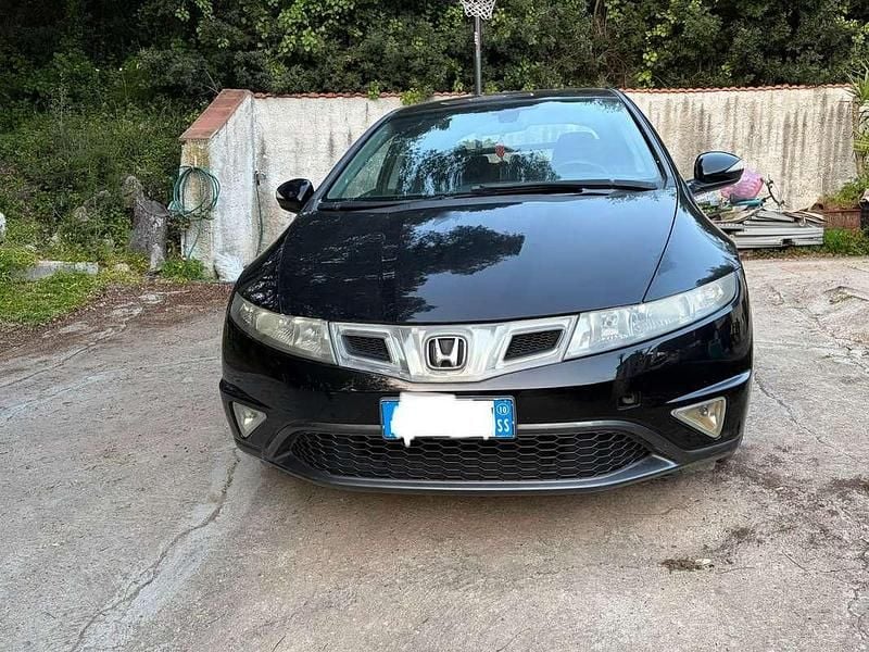 Usata Honda Civic Elegance 99 CV (72 kW) 2010 Nero Berlina
