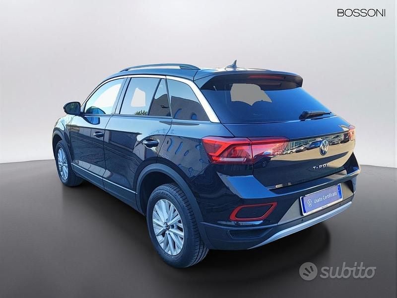 Usata VW T-Roc Style 115 CV (84 kW) 2023 Nero SUV