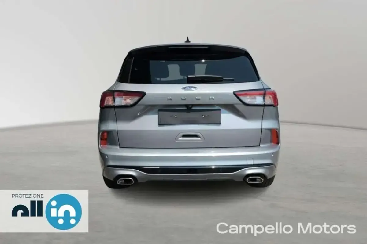Usata Ford Kuga ST-Line 120 CV (88 kW) 2024 Grigio medio met. SUV