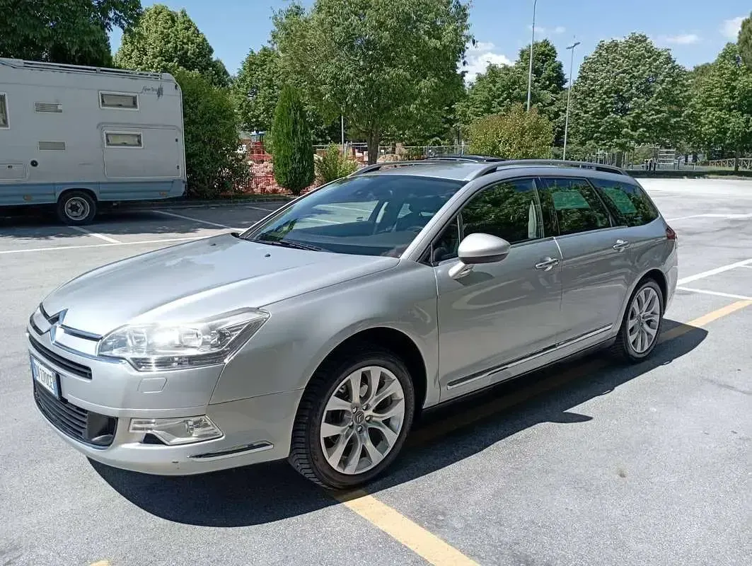 Usata Citroën C5 Exclusive 140 CV (102 kW) 2009 Grigio Station wagon