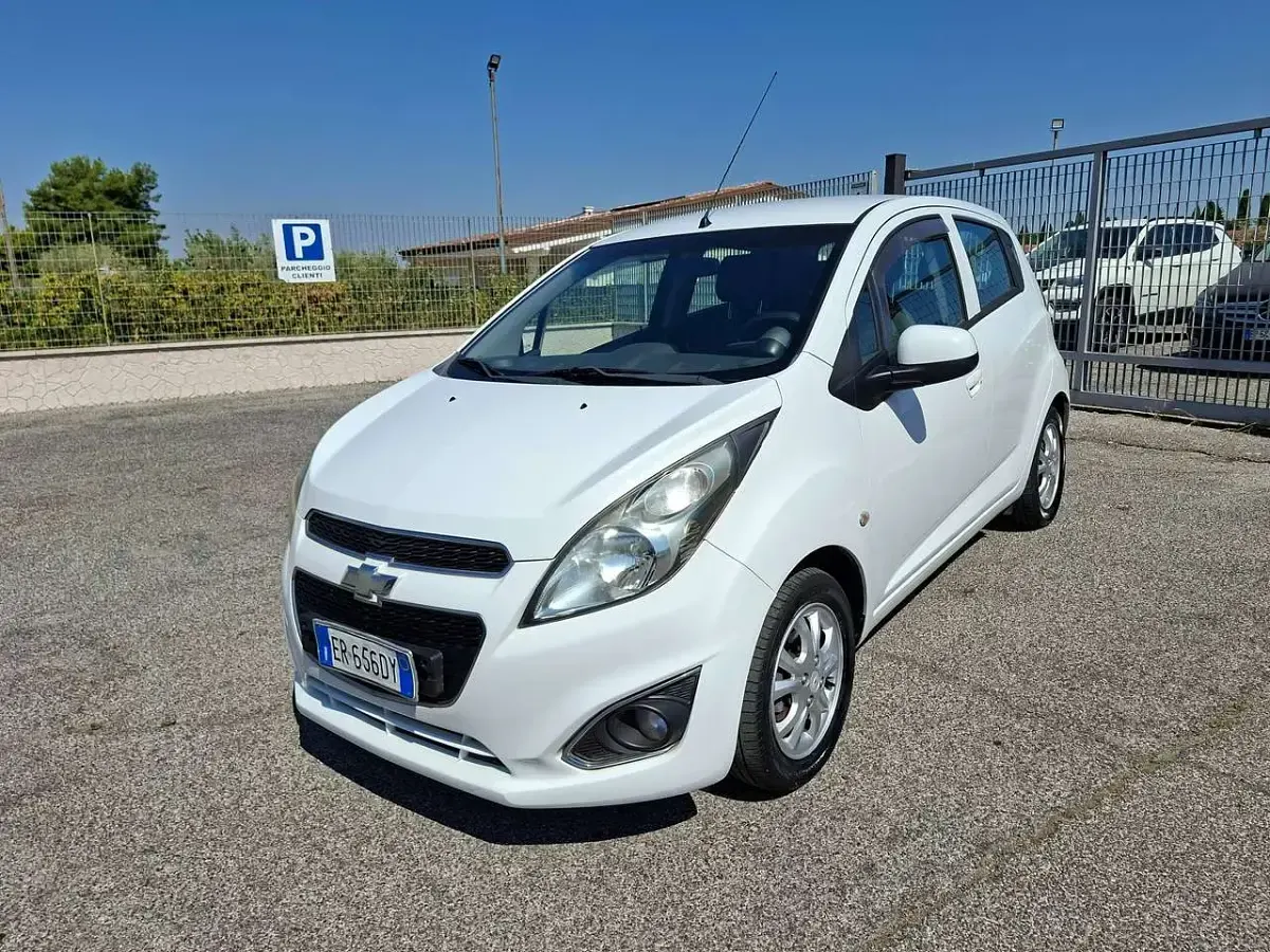 Usata Chevrolet Spark LS 68 CV (50 kW) 2013 Bianco Utilitaria