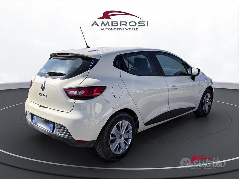 Usata Renault Clio IV Life 75 CV (55 kW) 2016 Marrone Utilitaria