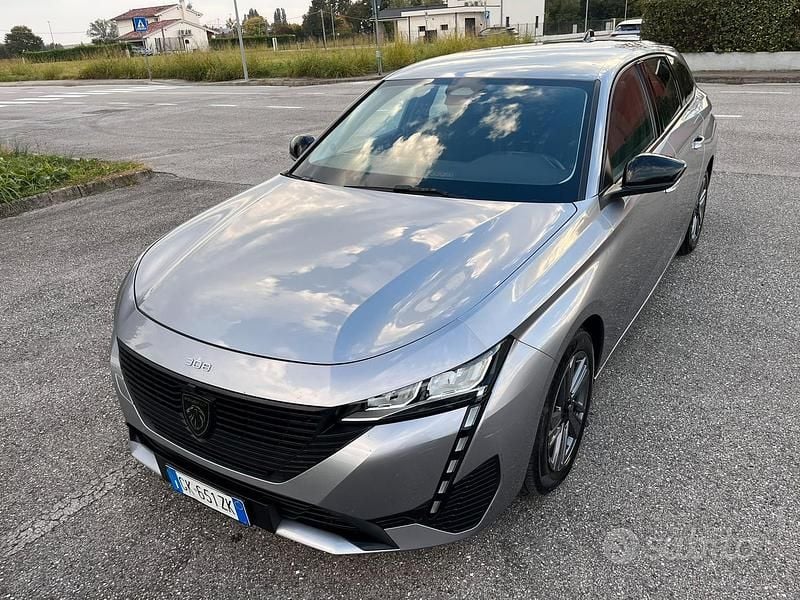 Grigio Usata 2022 Peugeot 308 Station wagon | 14.300 € (Ottimo prezzo) - Immagine 1/4