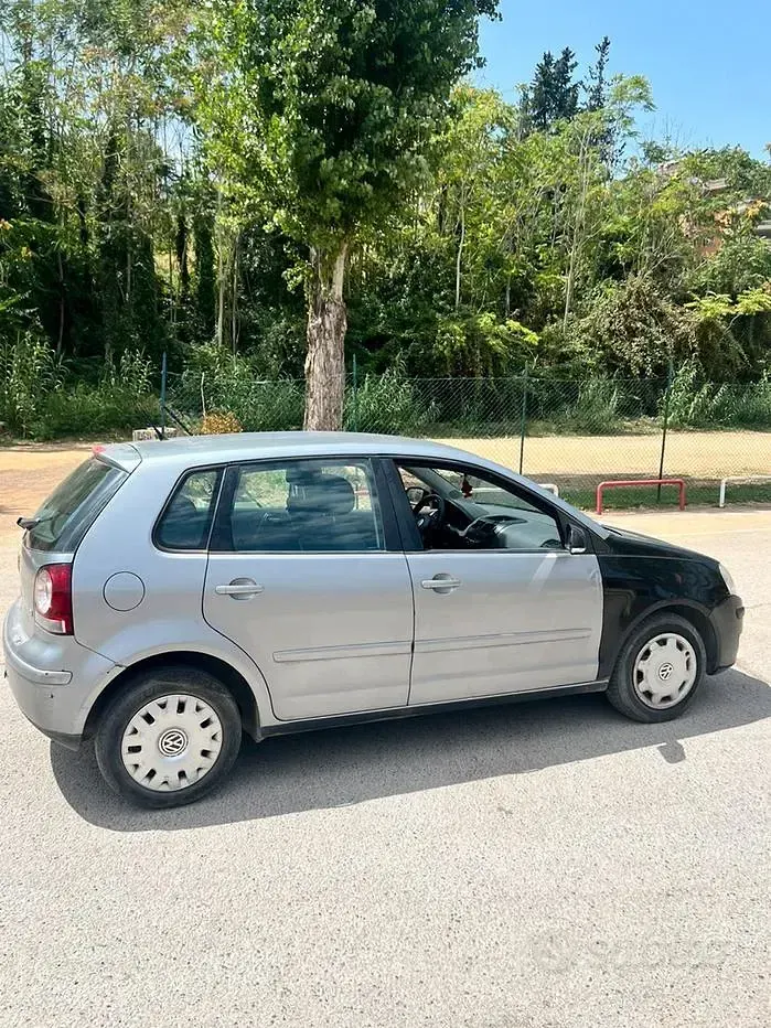 Usata VW Polo 69 CV (50 kW) 2006 Grigio Utilitaria