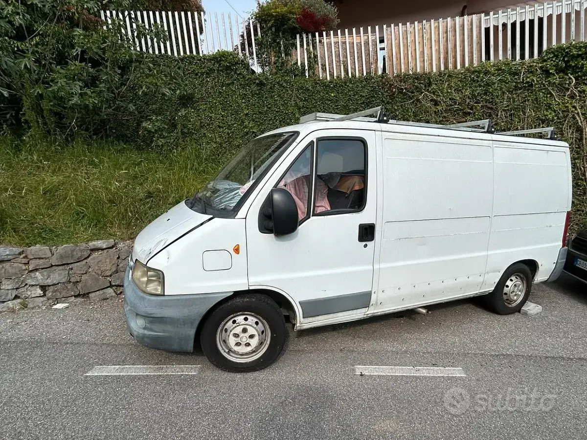 Usata Fiat Ducato 84 CV (61 kW) 2003 Bianco Furgone