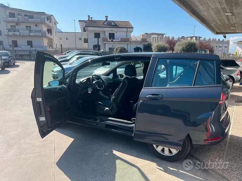 Usata Ford B-MAX Business Edition 90 CV (66 kW) 2013 Grigio Monovolume