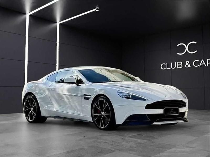 Usata Aston Martin Vanquish 575 CV (422 kW) 2014 White pearl Coupé