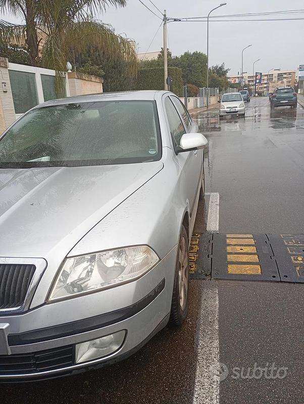 Usata Skoda Octavia 2007 Grigio Berlina