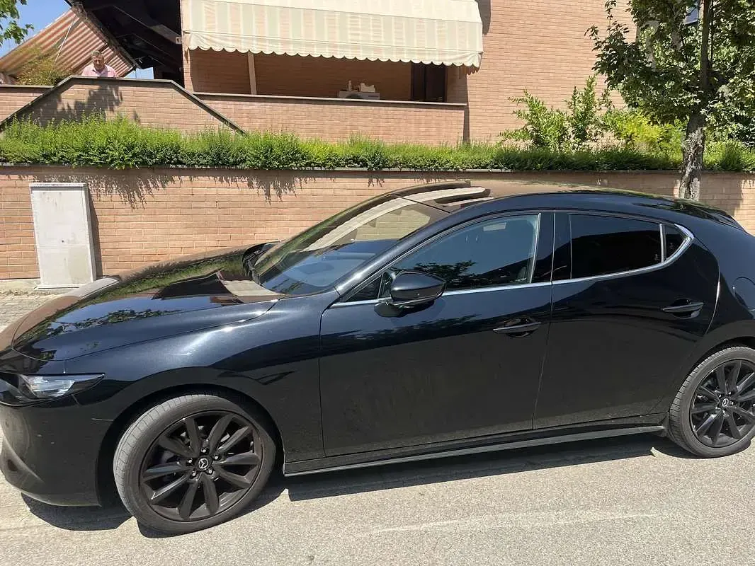 Usata Mazda 3 Homura-Line 140 CV (102 kW) 2024 Nero Berlina