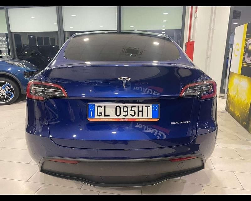 Usata Tesla Model Y 152 kW (208 CV) 2022 Blu SUV