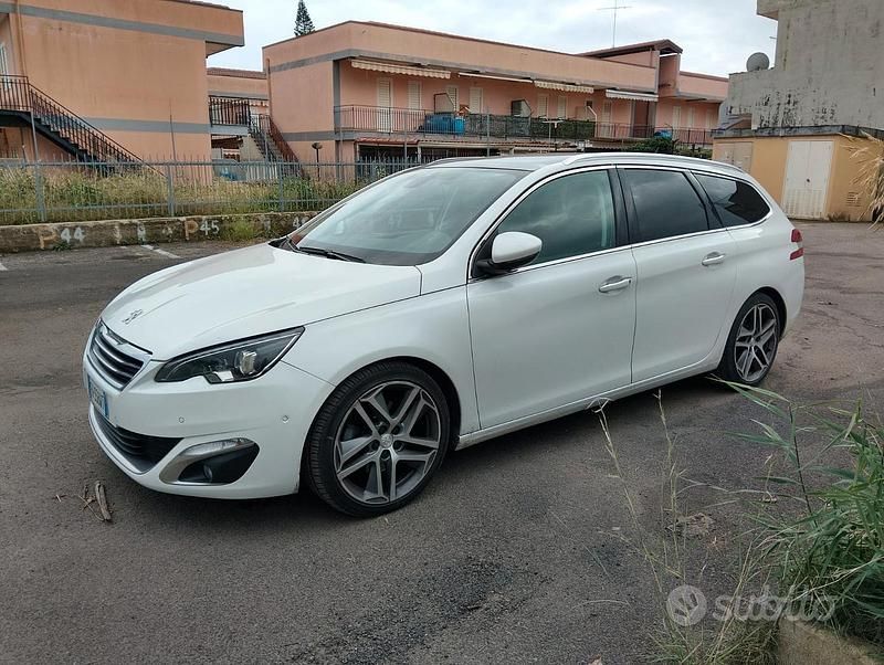 Bianco Usata 2014 Peugeot 308 SW Allure Station wagon | 8900 € (Buon prezzo) - Immagine 1/4