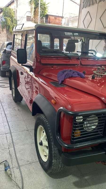 Usata Land Rover Defender 109 CV (80 kW) 1992 SUV