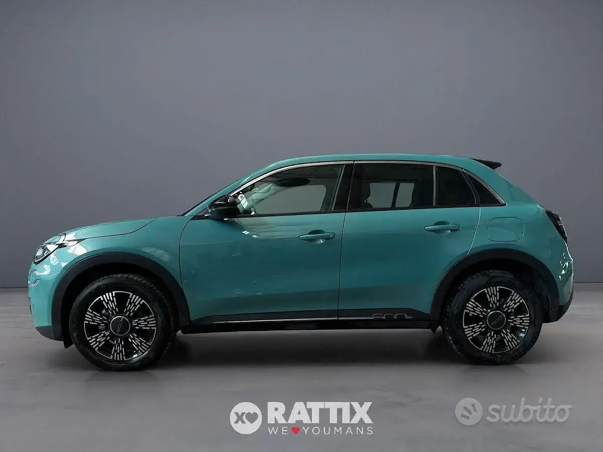 Usata Fiat 600 Pop 136 CV (100 kW) 2025 Azzurro acqua SUV