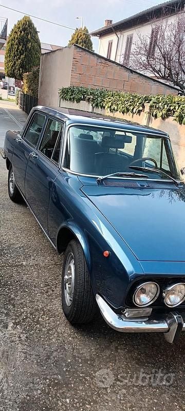 Usata Alfa Romeo 2000 1970 Blu Berlina