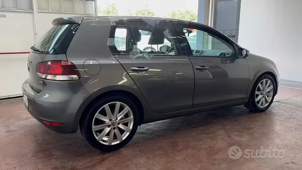 Usata VW Golf Plus Highline 105 CV (77 kW) 2010 Grigio Monovolume